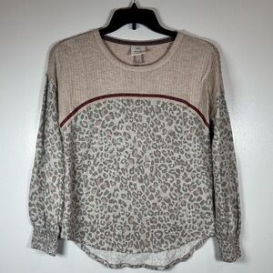 Knox Rose Top Women’s Sz S Gray Leopard Print Pullover French Terry Long Sleeve